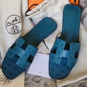Hermes oran sandal ostrich skin Femme Autruche size 40EU 10US Leather Mule Bleu